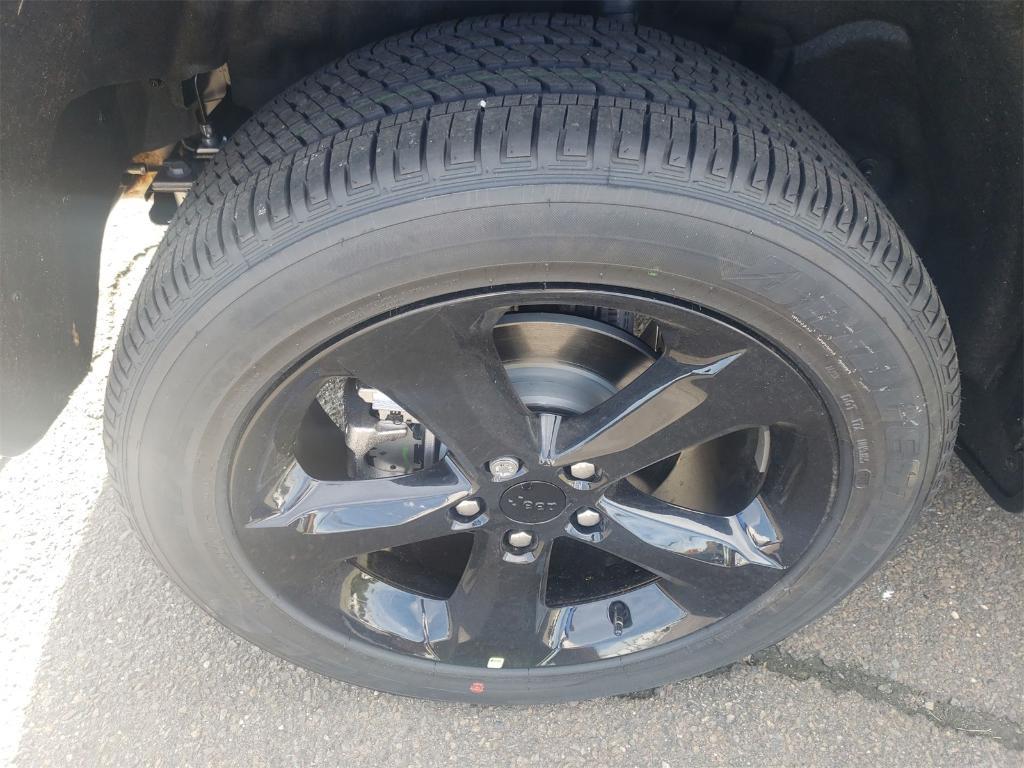 new 2025 Jeep Grand Cherokee car, priced at $48,375