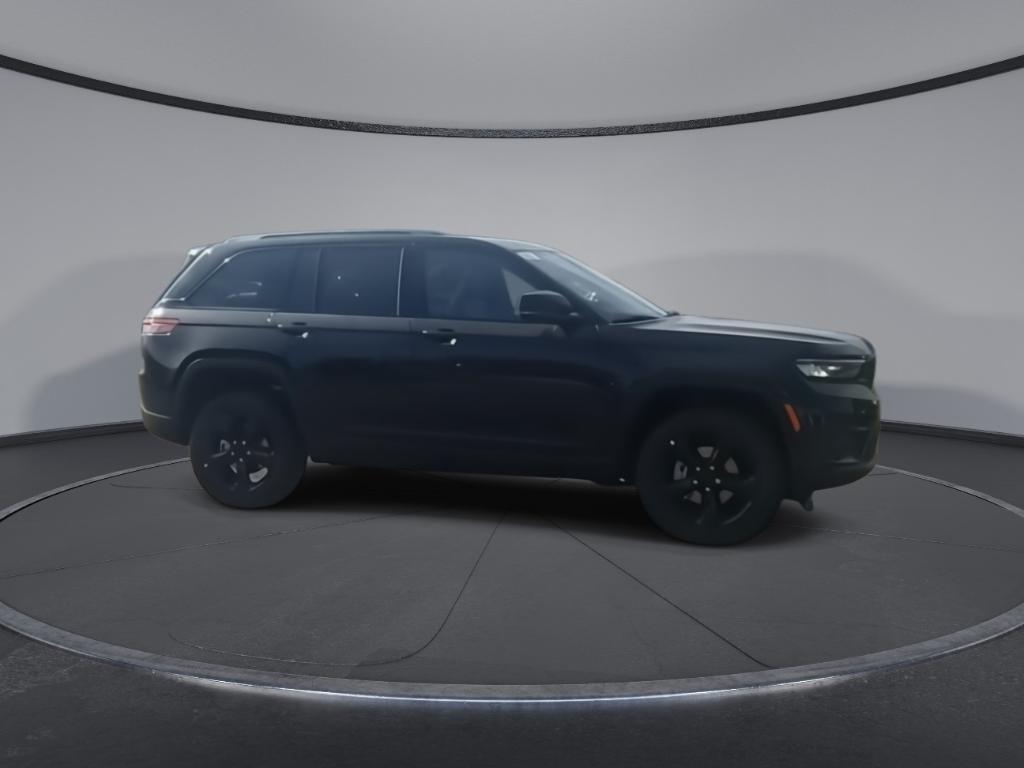 new 2025 Jeep Grand Cherokee car, priced at $48,375
