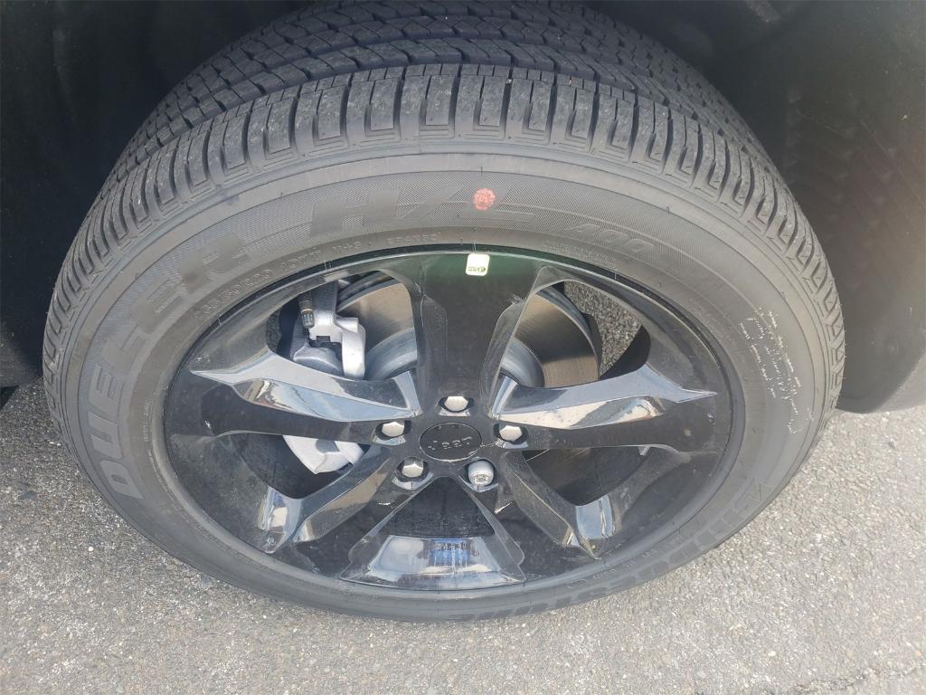 new 2025 Jeep Grand Cherokee car, priced at $48,375