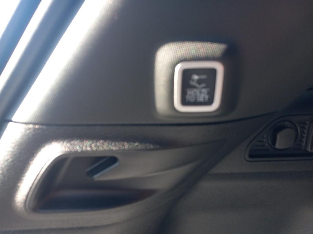 new 2025 Jeep Grand Cherokee car, priced at $48,375