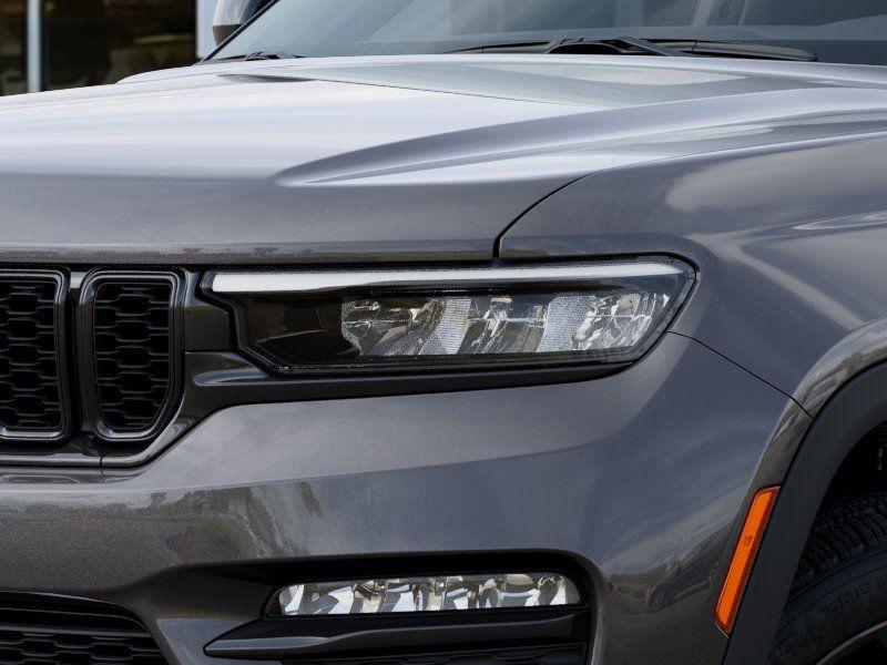 new 2025 Jeep Grand Cherokee car, priced at $54,235