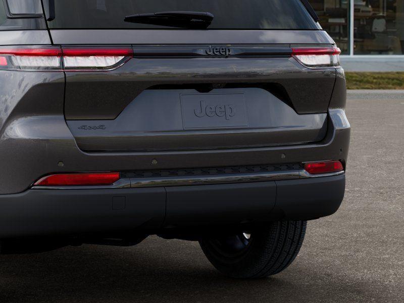new 2025 Jeep Grand Cherokee car, priced at $54,235