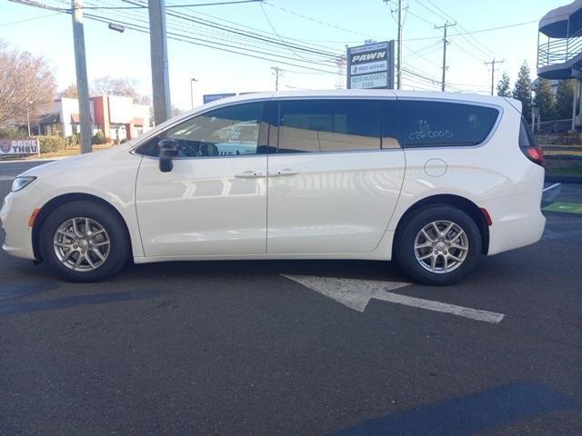 new 2026 Chrysler Pacifica car, priced at $46,920
