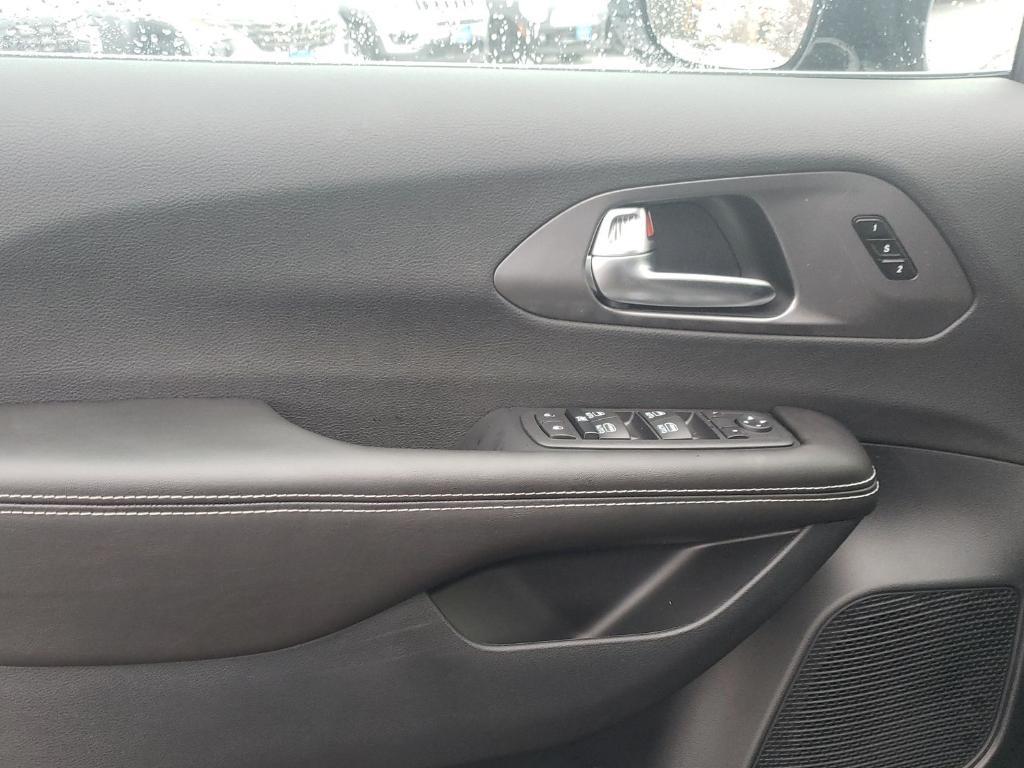 new 2026 Chrysler Pacifica car, priced at $46,920