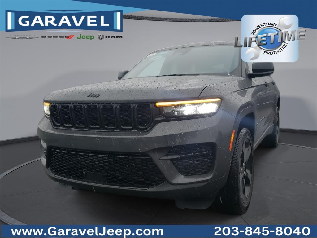 new 2025 Jeep Grand Cherokee car, priced at $48,375