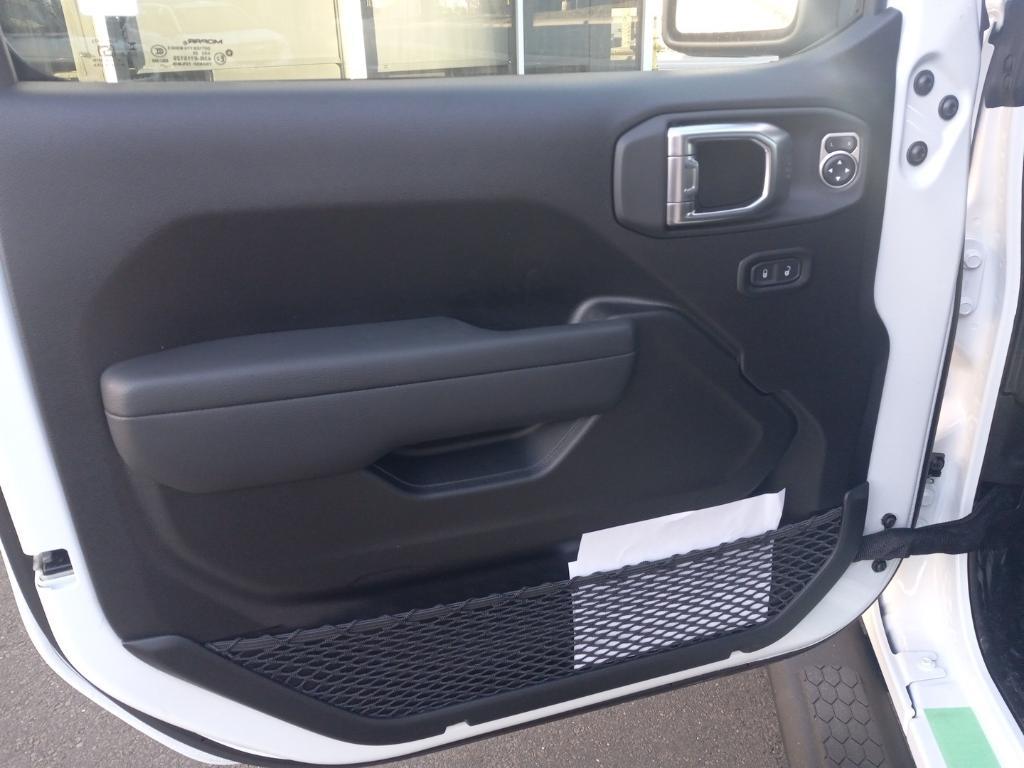 new 2026 Jeep Wrangler car, priced at $51,580