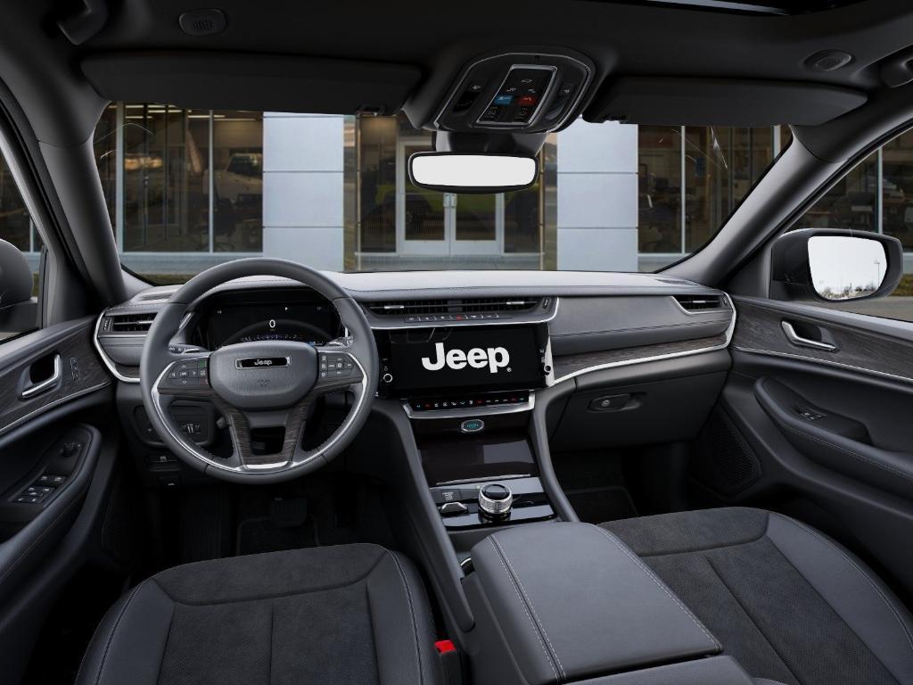 new 2026 Jeep Grand Cherokee car, priced at $49,975