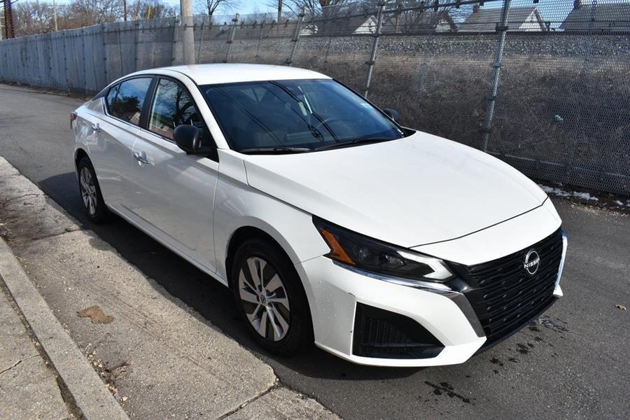 used 2025 Nissan Altima car, priced at $15,988