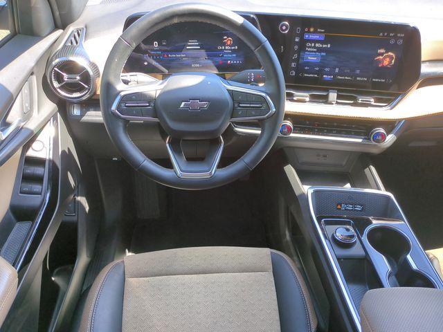 used 2025 Chevrolet Equinox car, priced at $29,914