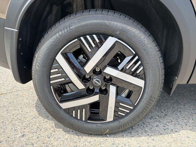new 2026 Nissan Kicks car, priced at $25,950