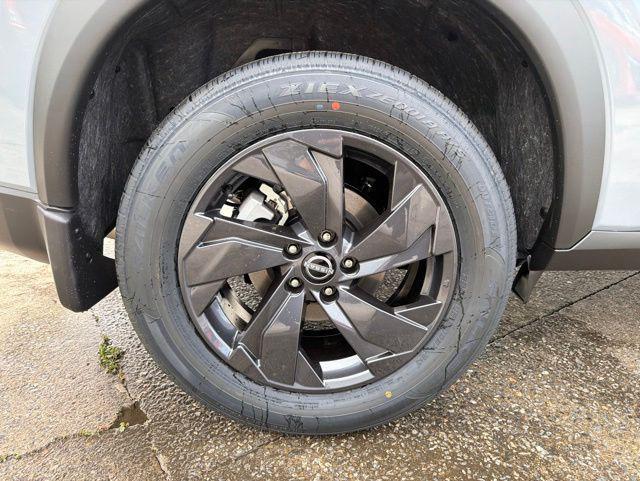 new 2026 Nissan Rogue car, priced at $33,400
