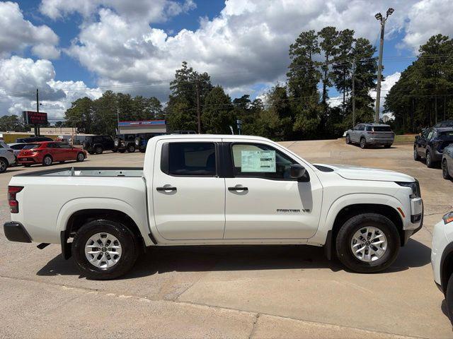 new 2027 Nissan Frontier car, priced at $35,432