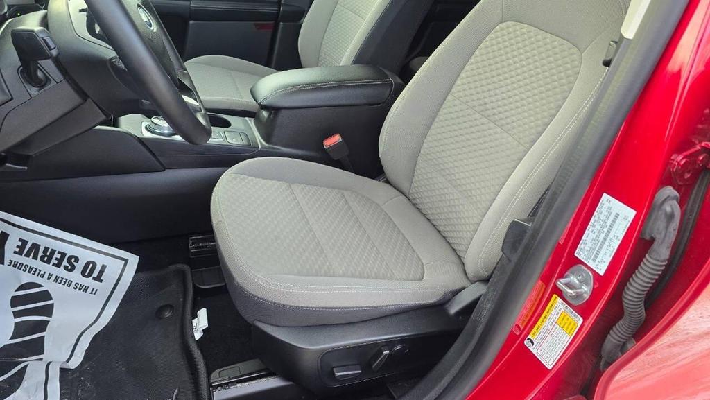 used 2022 Ford Escape car, priced at $20,800