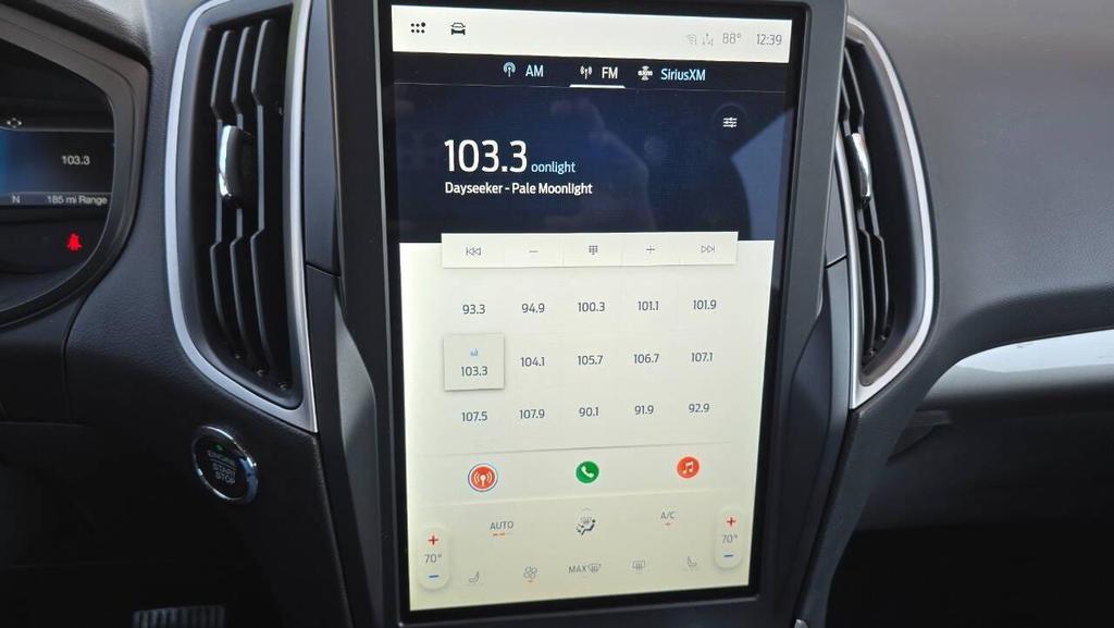 used 2024 Ford Edge car, priced at $29,800