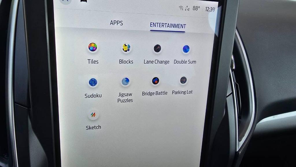 used 2024 Ford Edge car, priced at $29,800