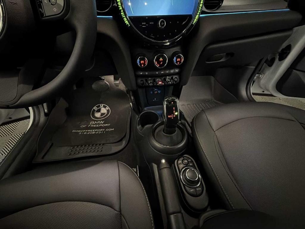 used 2023 MINI Hardtop car, priced at $24,498