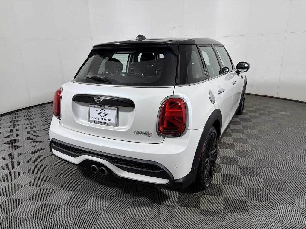 used 2023 MINI Hardtop car, priced at $25,063