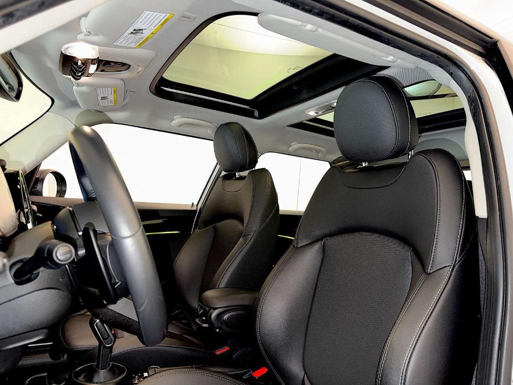 used 2023 MINI Hardtop car, priced at $25,063