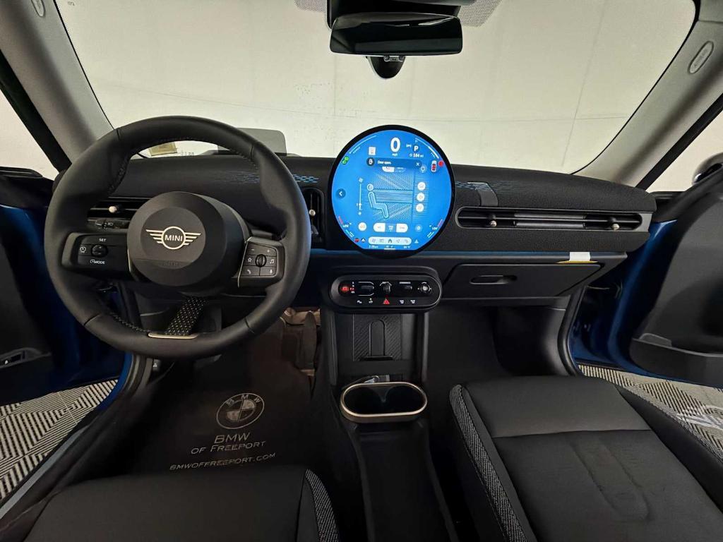 used 2025 MINI Hardtop car, priced at $29,668