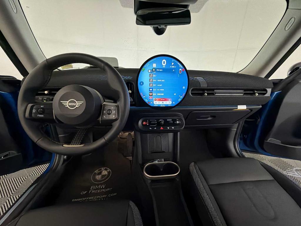 used 2025 MINI Hardtop car, priced at $29,668