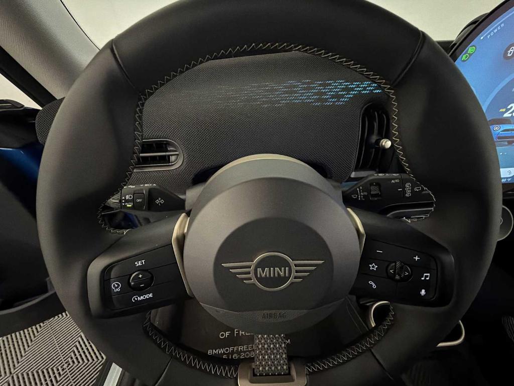 used 2025 MINI Hardtop car, priced at $29,668