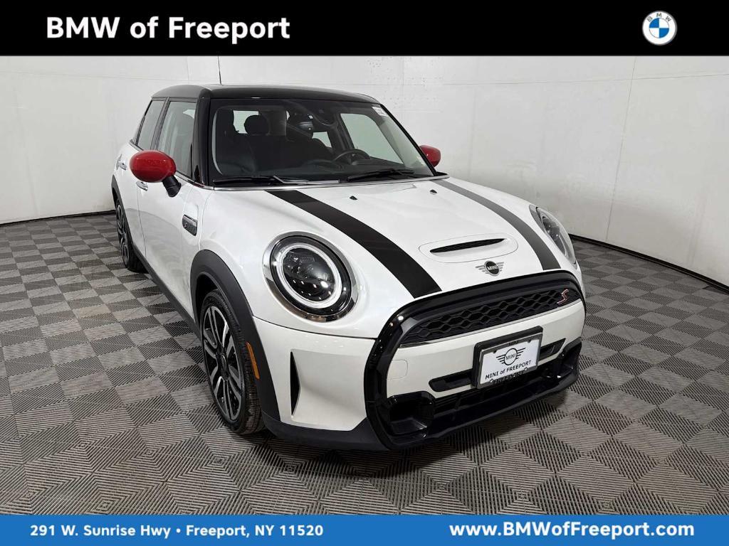 used 2023 MINI Hardtop car, priced at $24,898