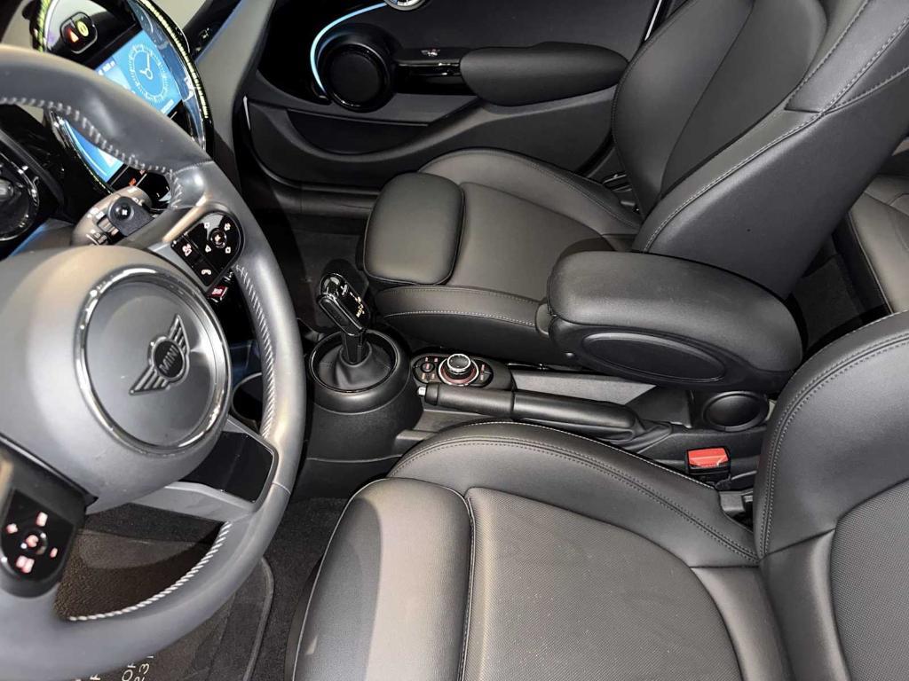 used 2023 MINI Hardtop car, priced at $24,898