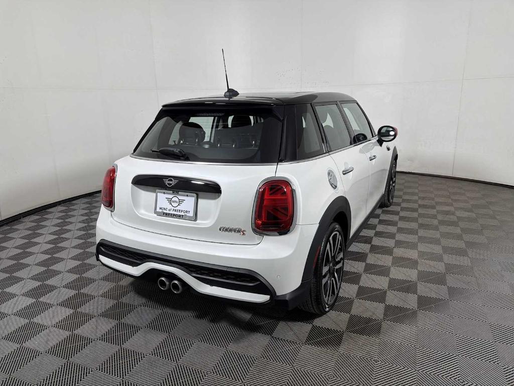 used 2023 MINI Hardtop car, priced at $24,898