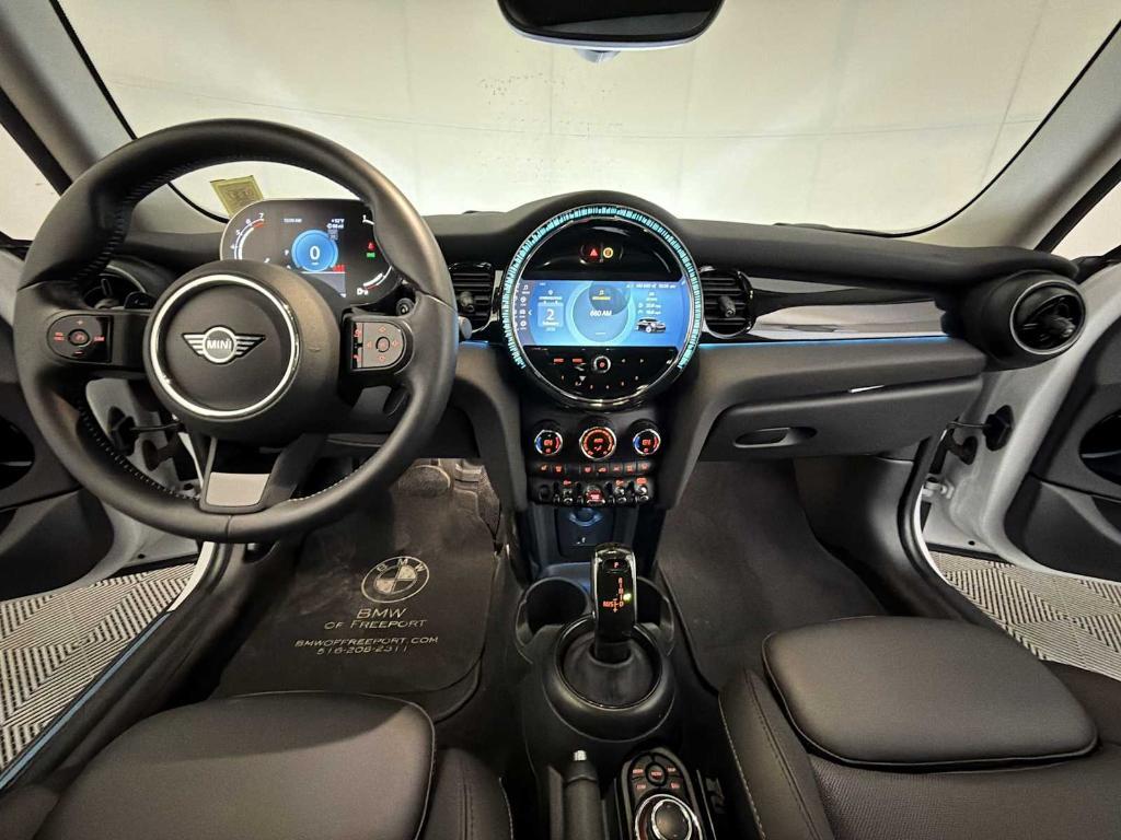 used 2023 MINI Hardtop car, priced at $24,898