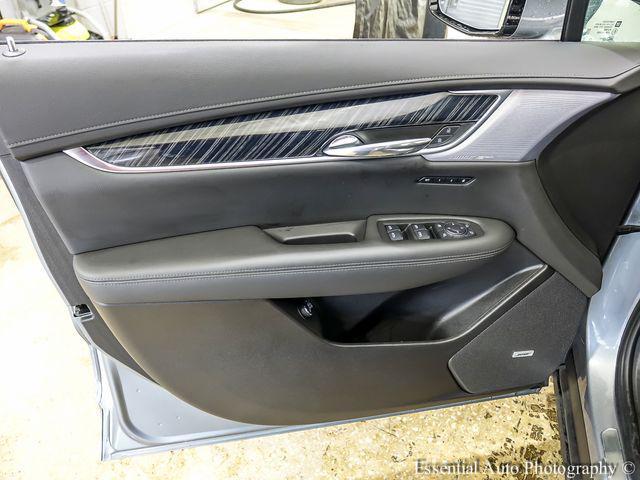 used 2024 Cadillac XT6 car, priced at $44,950