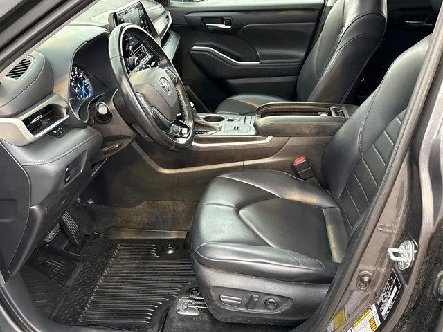 used 2021 Toyota Highlander Hybrid car, priced at $30,412