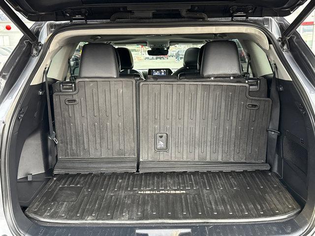 used 2021 Toyota Highlander Hybrid car, priced at $30,412