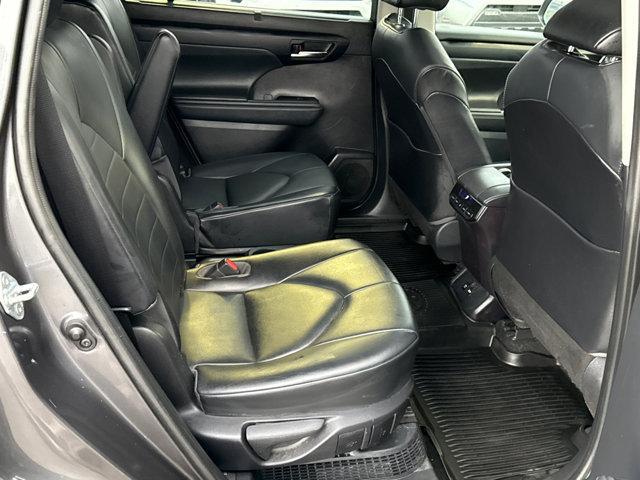 used 2021 Toyota Highlander Hybrid car, priced at $30,412