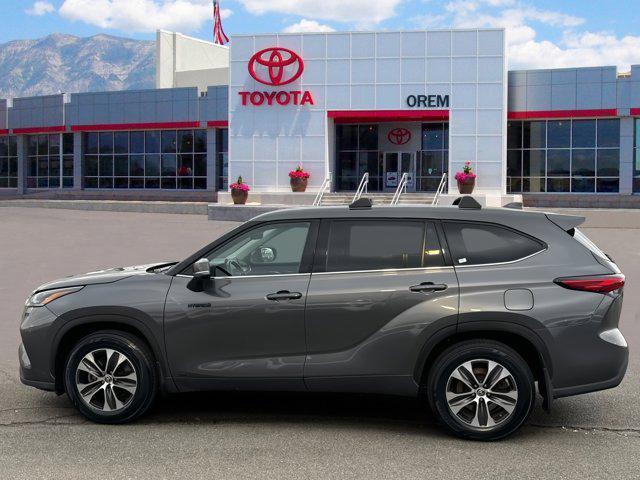 used 2021 Toyota Highlander Hybrid car, priced at $30,412