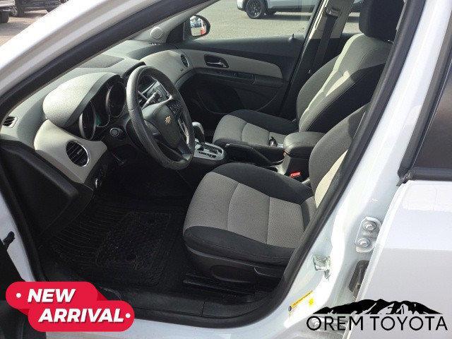 used 2016 Chevrolet Cruze Limited car, priced at $5,858