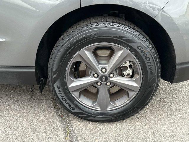 used 2024 Ford Edge car, priced at $19,596