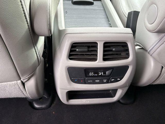 used 2016 Honda Pilot car, priced at $11,118