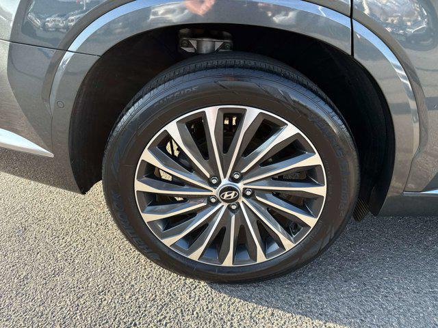 used 2023 Hyundai Palisade car, priced at $35,754