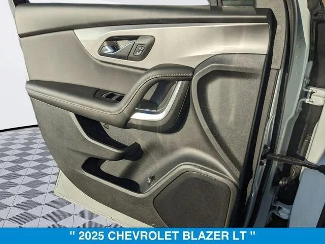 new 2025 Chevrolet Blazer car, priced at $48,659