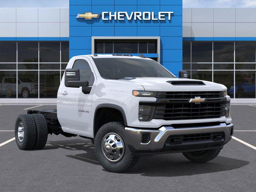 new 2025 Chevrolet Silverado 3500 car, priced at $64,372