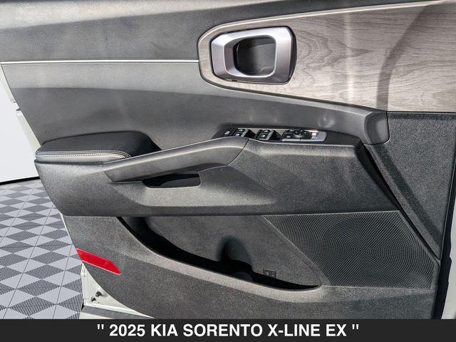 used 2025 Kia Sorento car, priced at $35,300