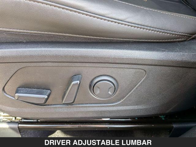 used 2025 Kia Sorento car, priced at $35,300