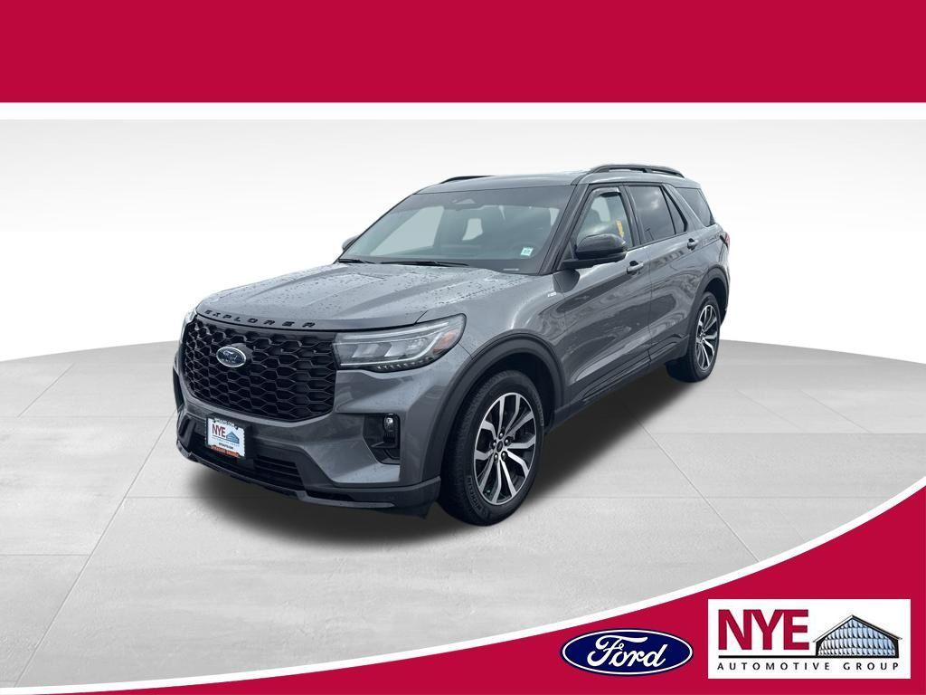 used 2025 Ford Explorer car, priced at $39,978