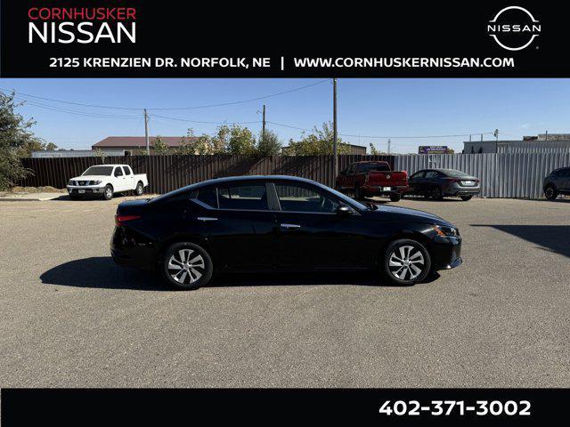 new 2025 Nissan Altima car, priced at $27,052