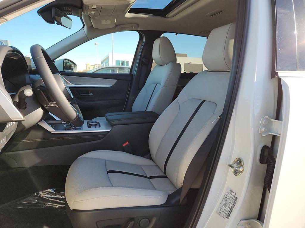 new 2026 Mazda CX-90 car, priced at $43,406