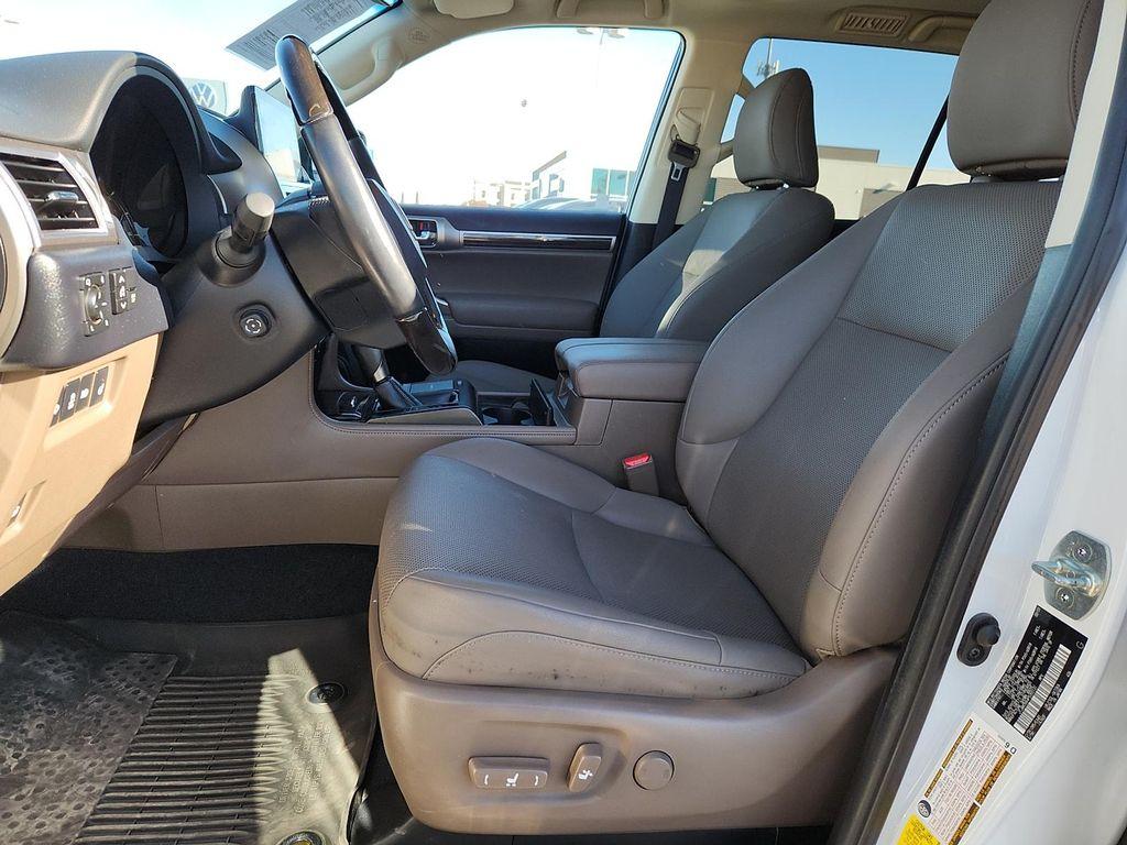 used 2023 Lexus GX 460 car, priced at $50,995