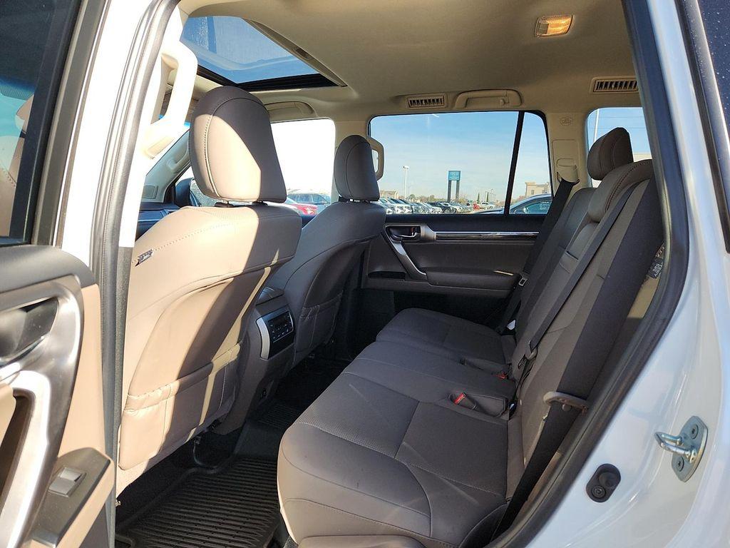 used 2023 Lexus GX 460 car, priced at $50,995