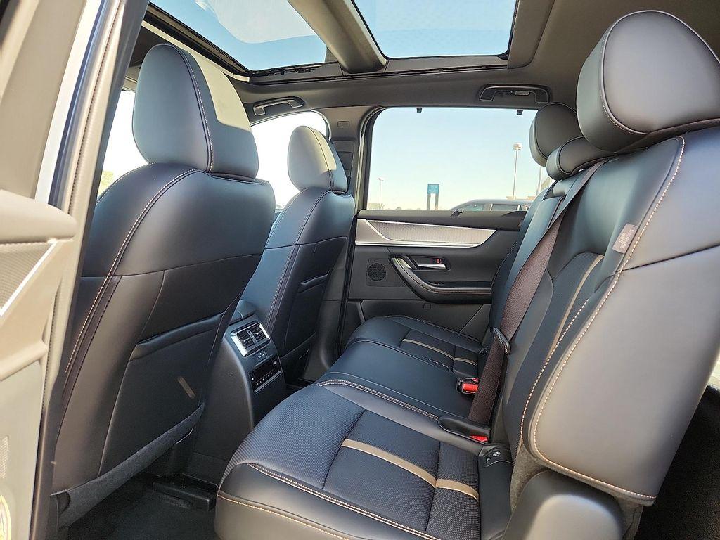 new 2026 Mazda CX-70 car