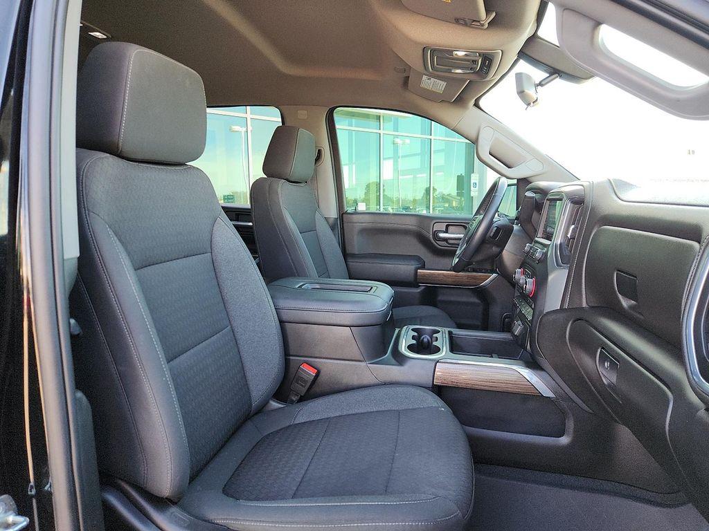 used 2022 Chevrolet Silverado 1500 car, priced at $40,759