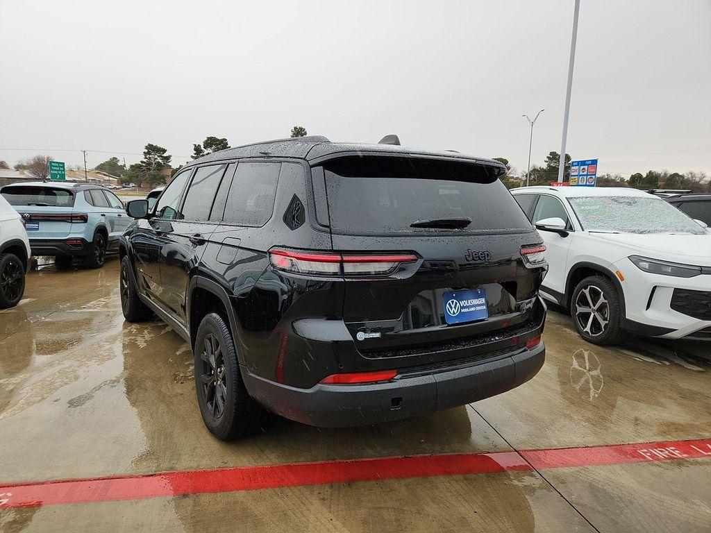 used 2024 Jeep Grand Cherokee L car, priced at $28,498